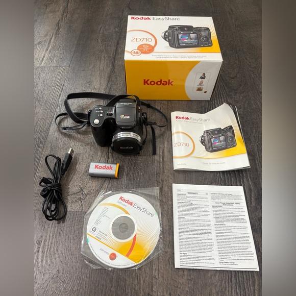 KODAK EasyShare ZD710 Digital Camera